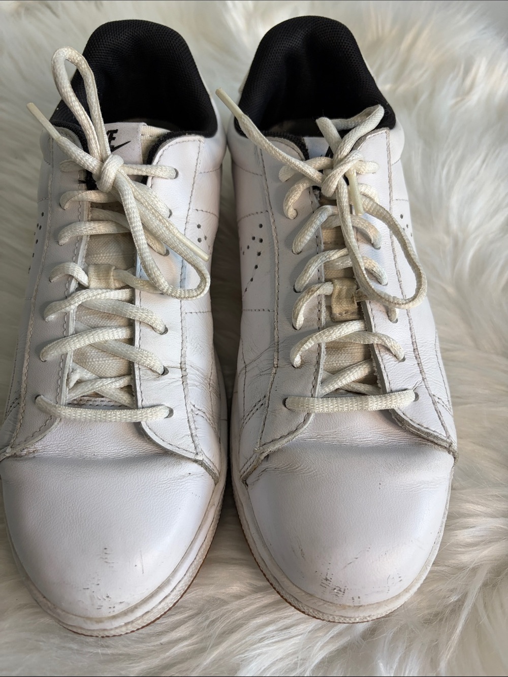 NIKE Tennis Classic Ultra White Women’s Leather Retro Sneakers - SIZE 8.5